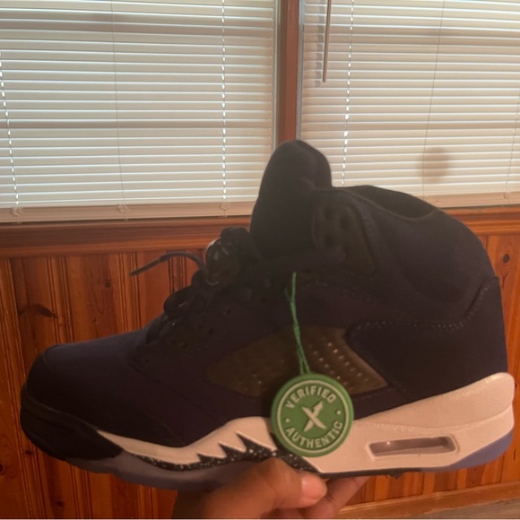 Jordan Sneakers in Black and Purple